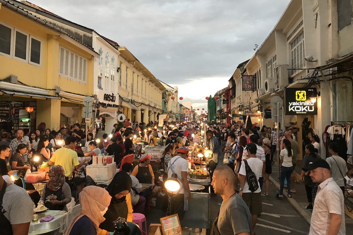 Lard Yai Market - 001